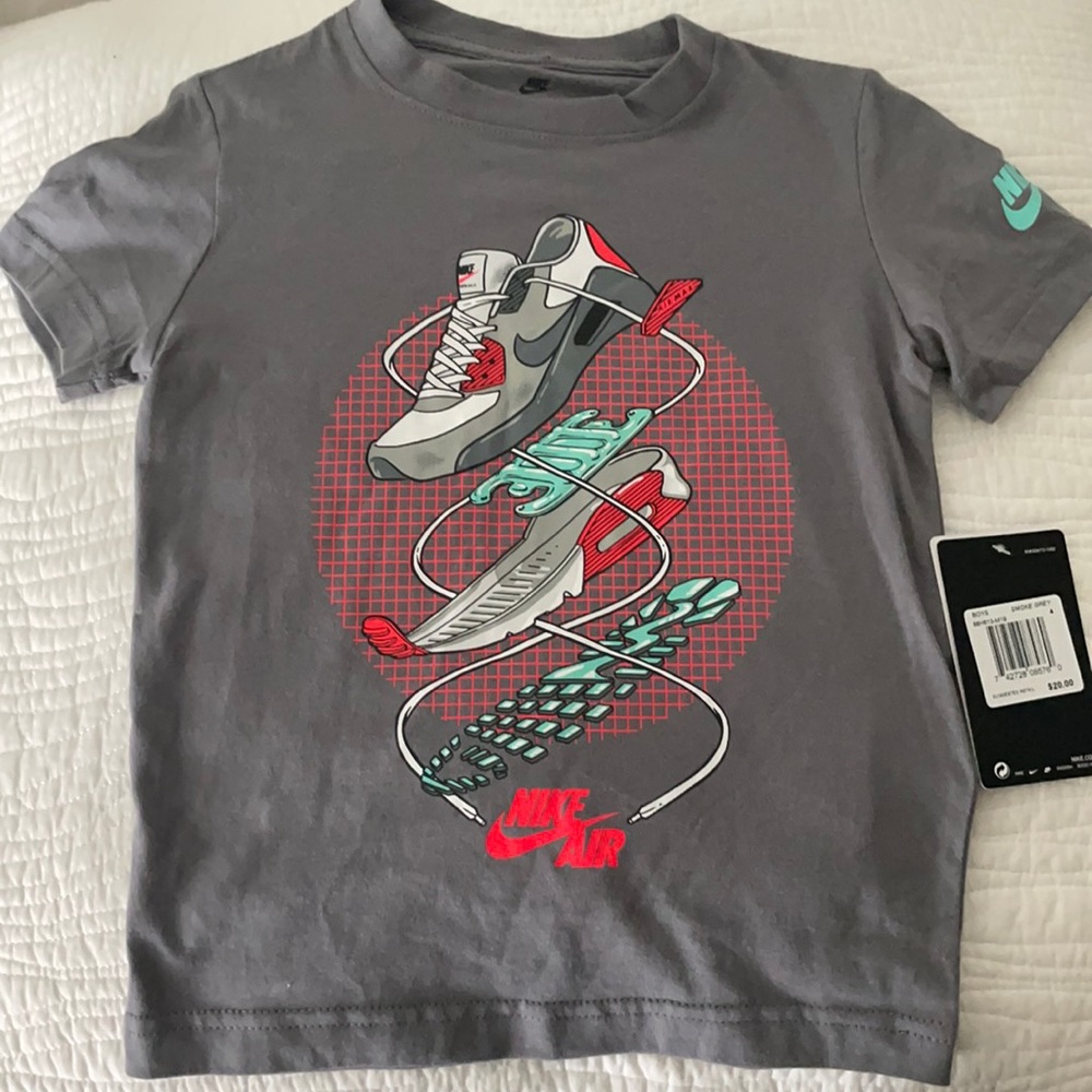 Boys Nike tee